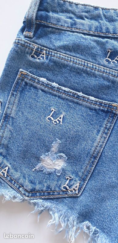 Short En Jeans GUESS Pour Enfant 3-4 Ans - Couleur Gris, Occasion Très Bon état
