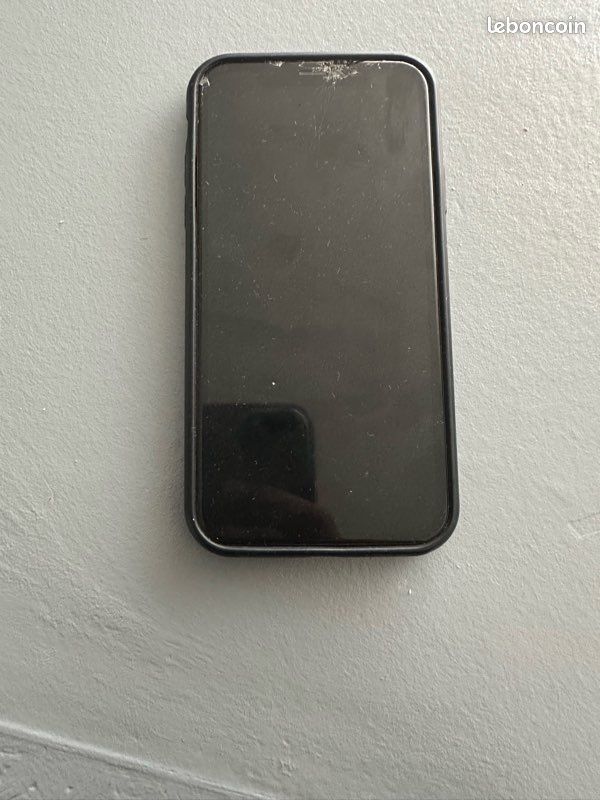 IPhone XR (image 2)