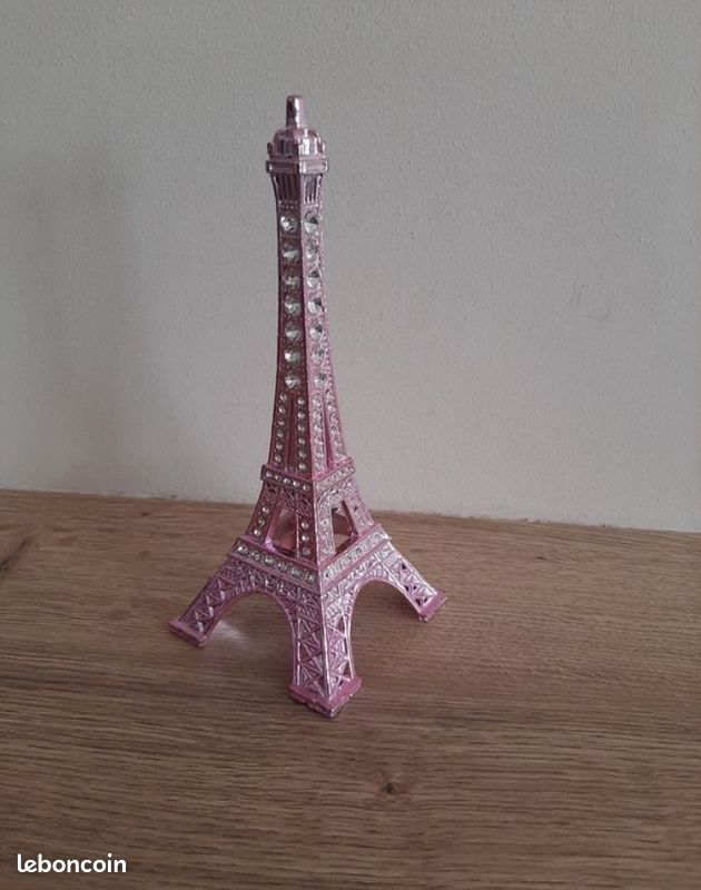 Tour Eiffel rose avec strass (image 1)