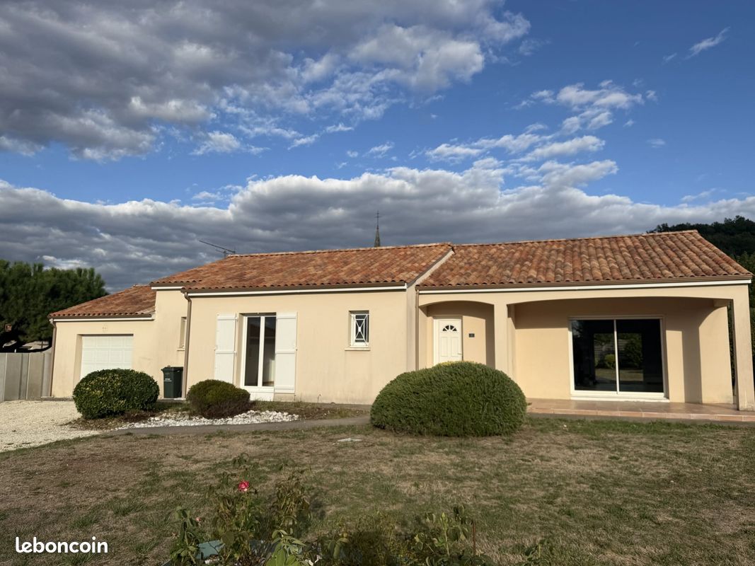 Maison 135 m² · à Pineuilh · 135 m² · 1 060 €/mois