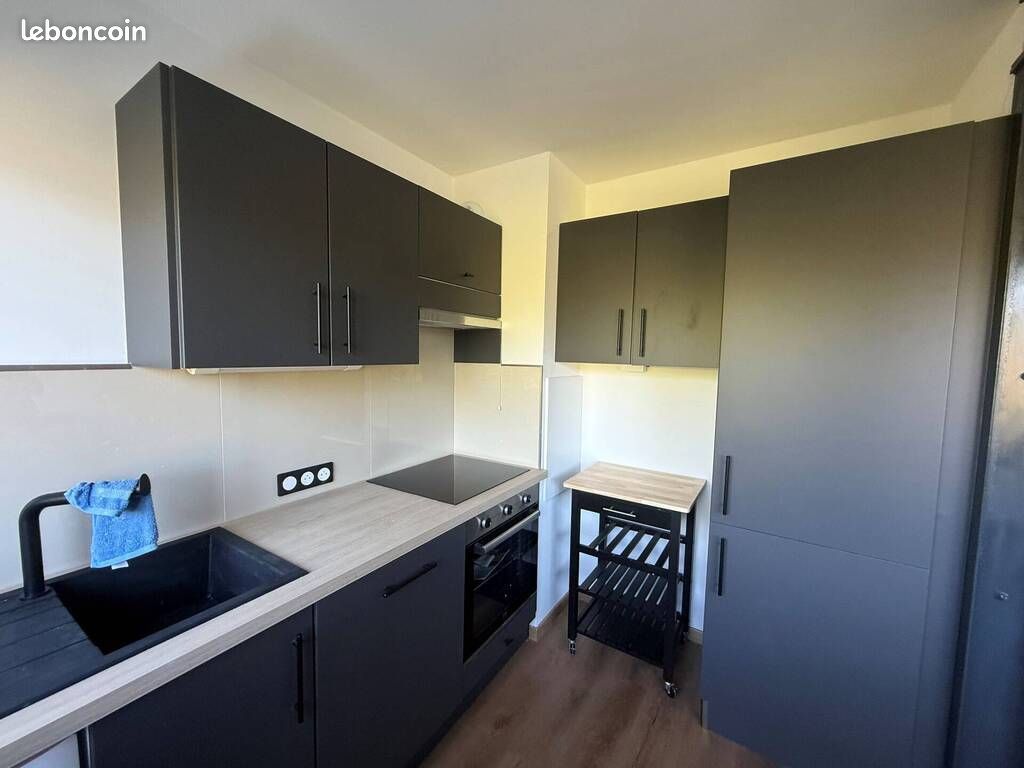 Appartement 1 pièce 32 m² · à Ferney-Voltaire · 32 m² · 1 140 €