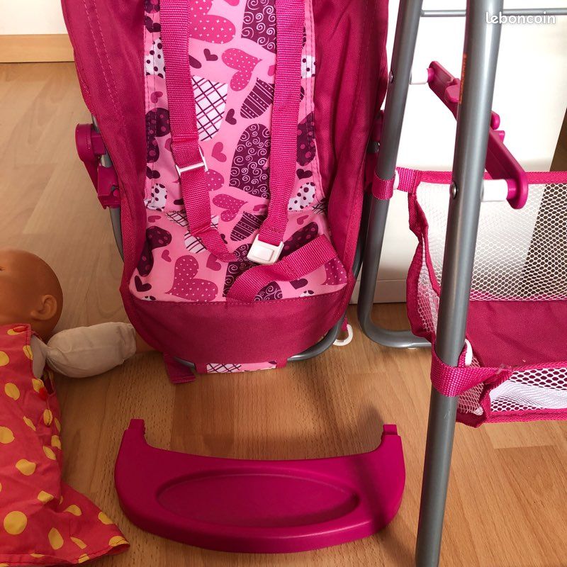 Poupée avec ses accessoires (image 7)