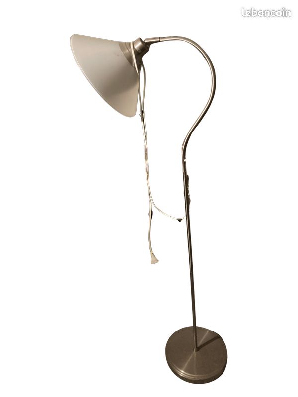 Lampadaire Ikea (image 1)