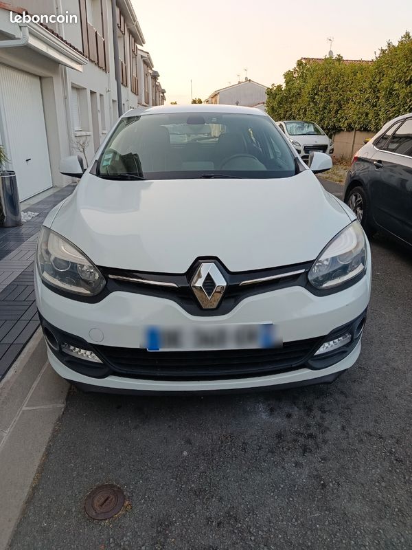 Vend Mégane dci 130cv .2014 (image 1)