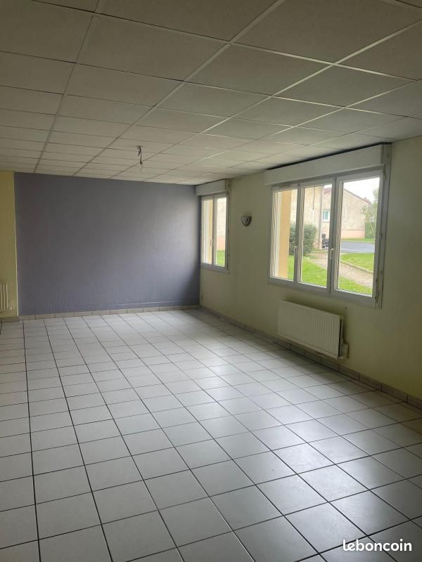 Appartement 3 pièces 85 m² · à Cosne-Cours-sur-Loire · 85 m² · 579 €/mois