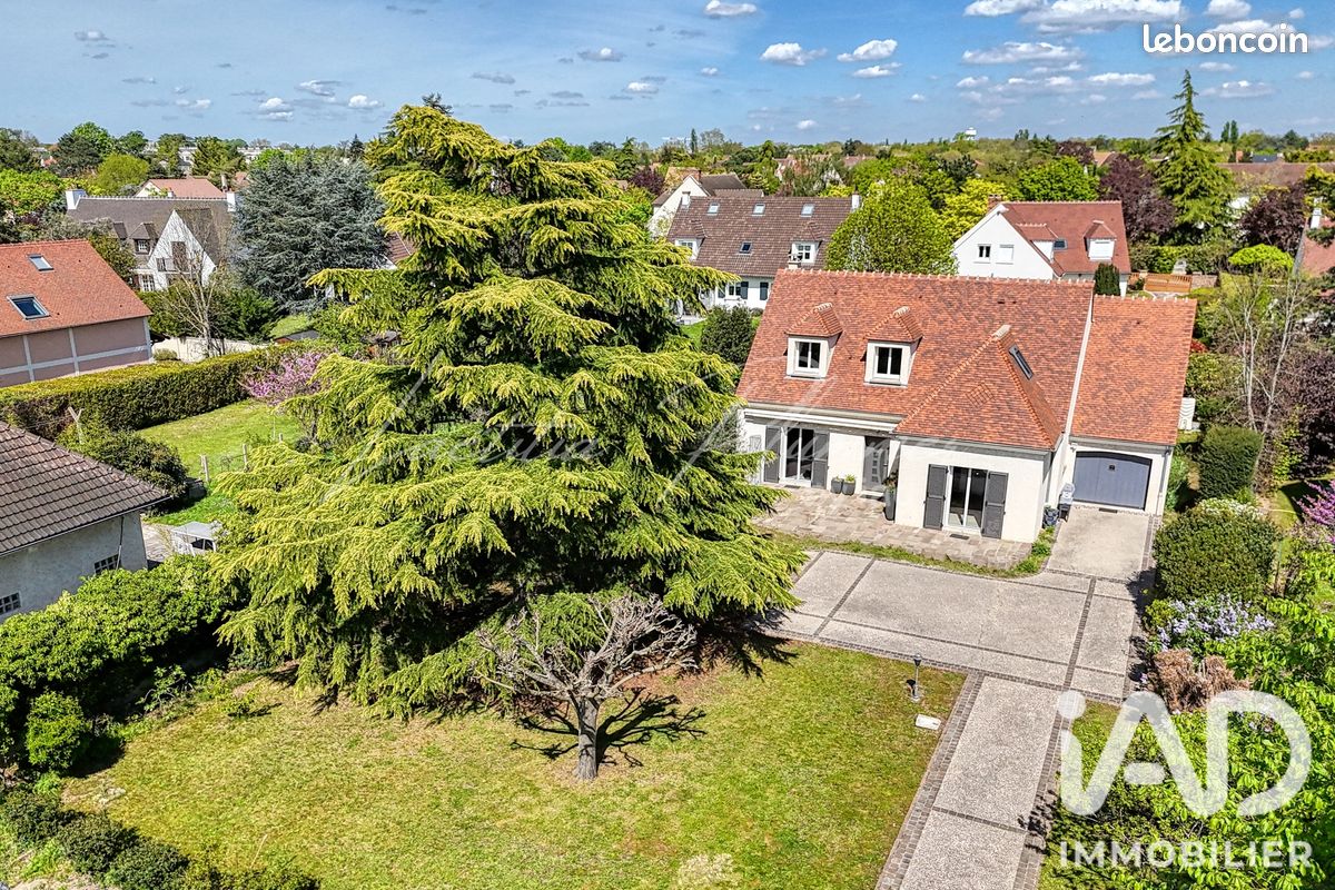 Maison 6 pièces 142 m² · à Croissy-sur-Seine · 142 m² · 1 290 000 €