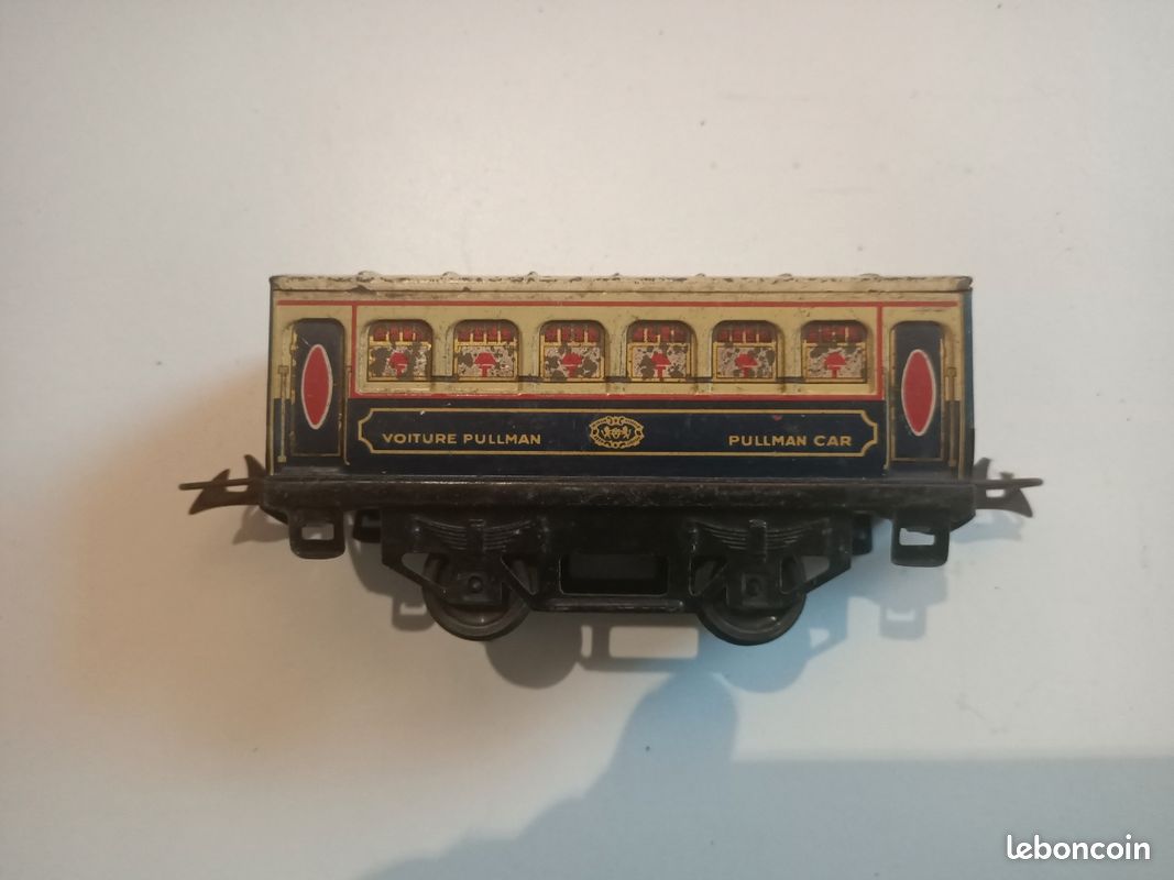 Voiture Pullman Hornby Métal Blanc – Train Époque 3 (1950) – Bleue