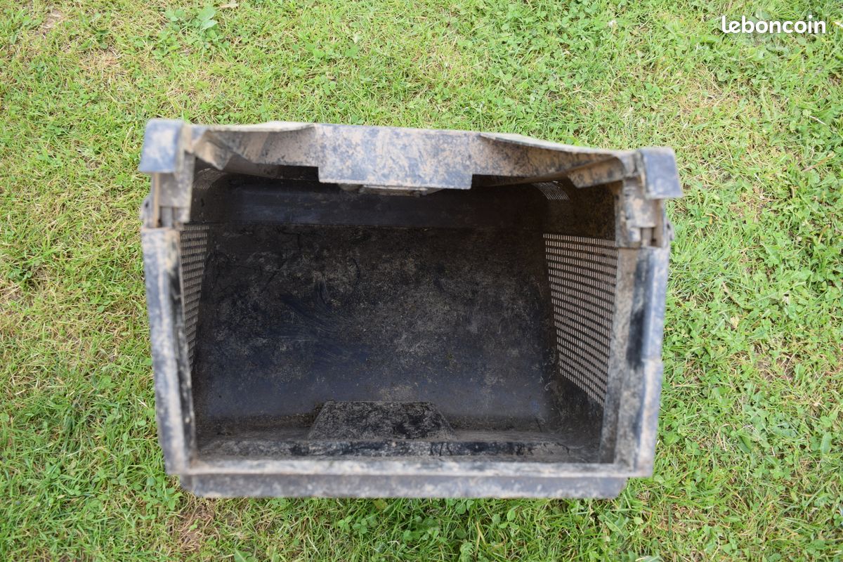 Bac de tondeuse (image 3)