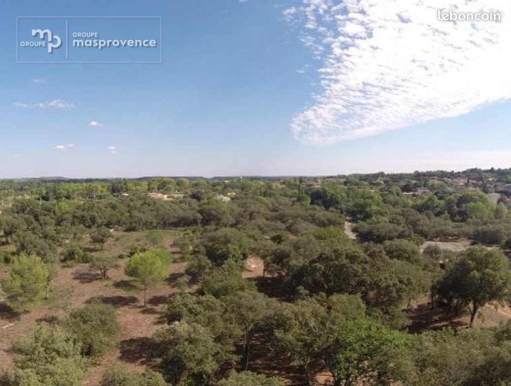 Terrain 4600 m² · à Cavaillon · 296 000 €