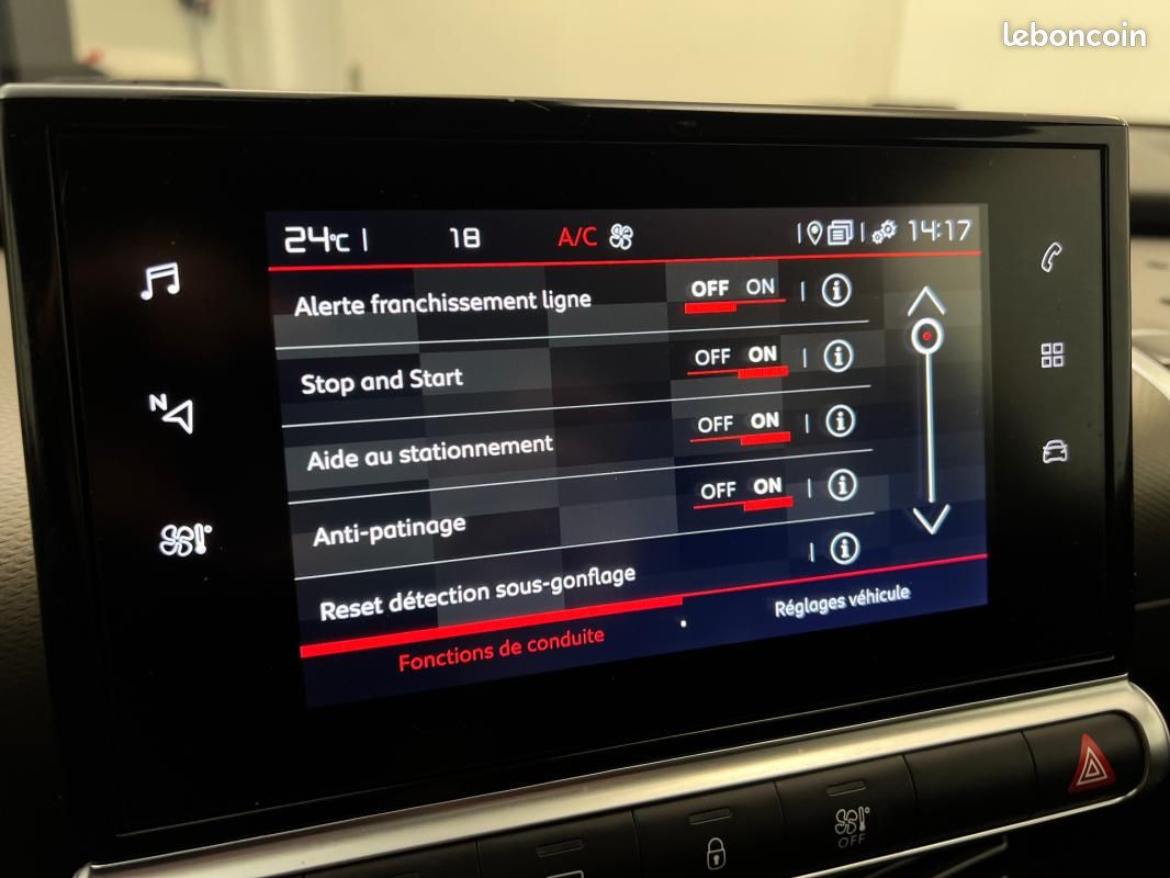 Citroën C4 Cactus BlueHDi 120 S&S EAT6 Shine (image 18)
