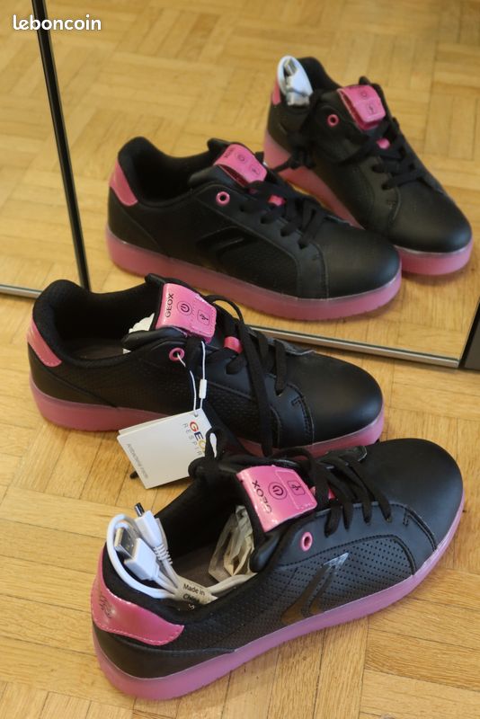 NEUF dans boite avec étiquette sneakers Kommodor GEOX taille 37