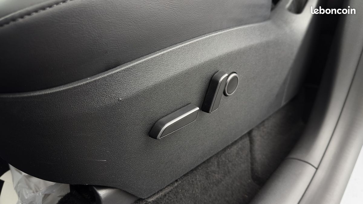 TESLA MODEL Y Grande Autonomie Dual Motor AWD (image 11)