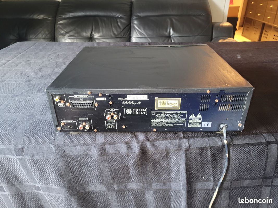 Lecteur Laser Pioneer LD-V200 (Gebraucht) in Yvorne für CHF 120 - mit