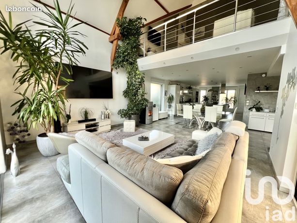 Maison 6 pièces 180 m²
