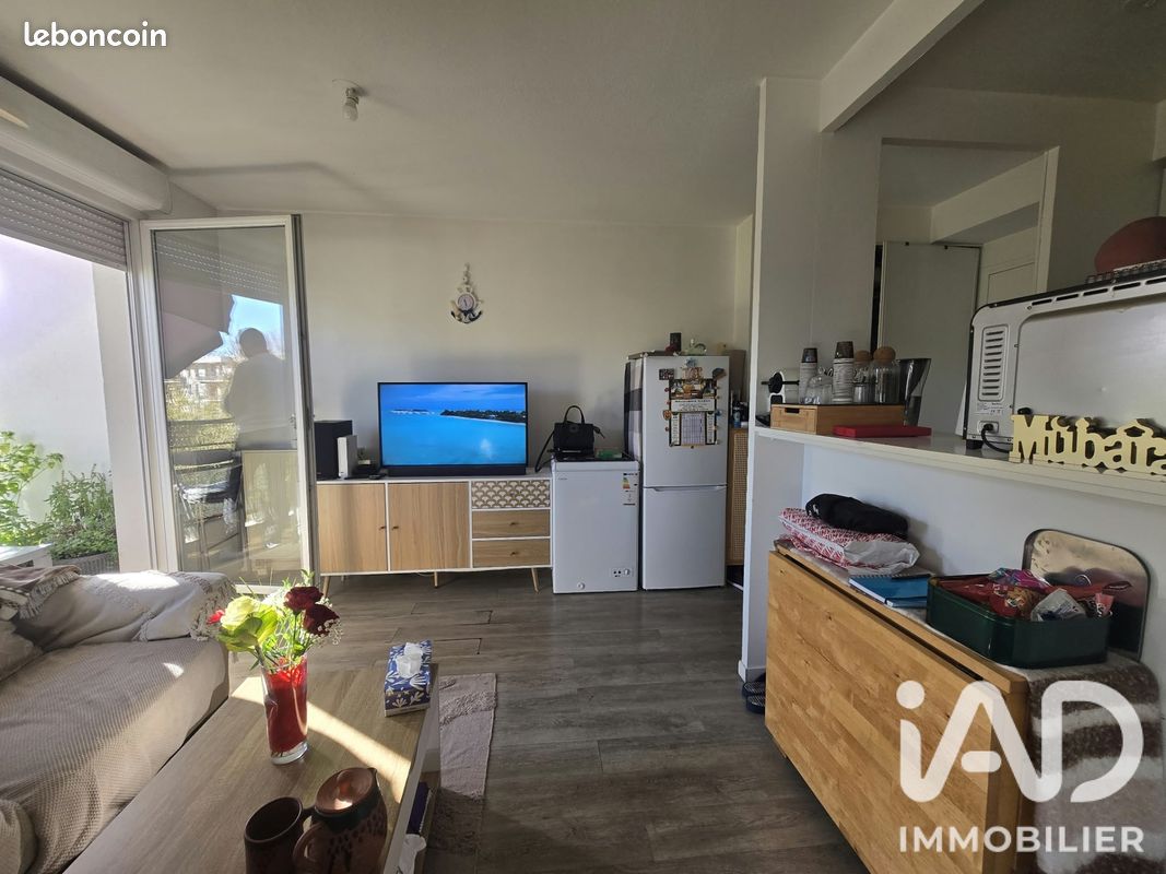 Appartement 1 pièce 28 m² · à Fresnes · 28 m² · 140 000 €
