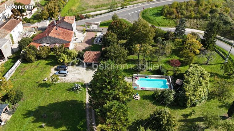 Maison 7 pièces 288 m²