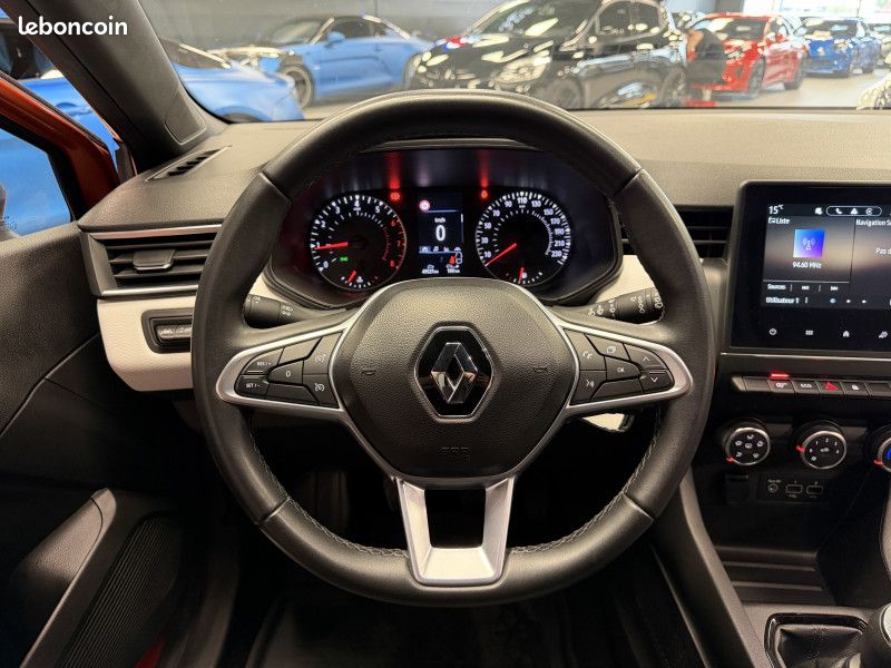 Renault CLIO V Limited TCE 90CV Essence -Caméra/Jantes 16"/CarPlay -Suivi Renault-GAR 12M (image 17)