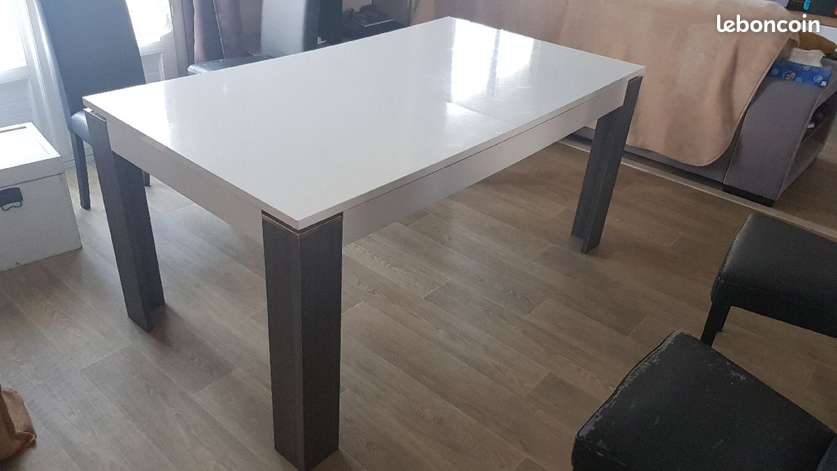 Table (image 1)