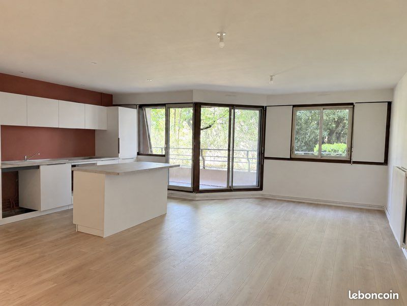 Appartement 4 pièces 82 m² · à Bordeaux · 82 m² · 305 000 €
