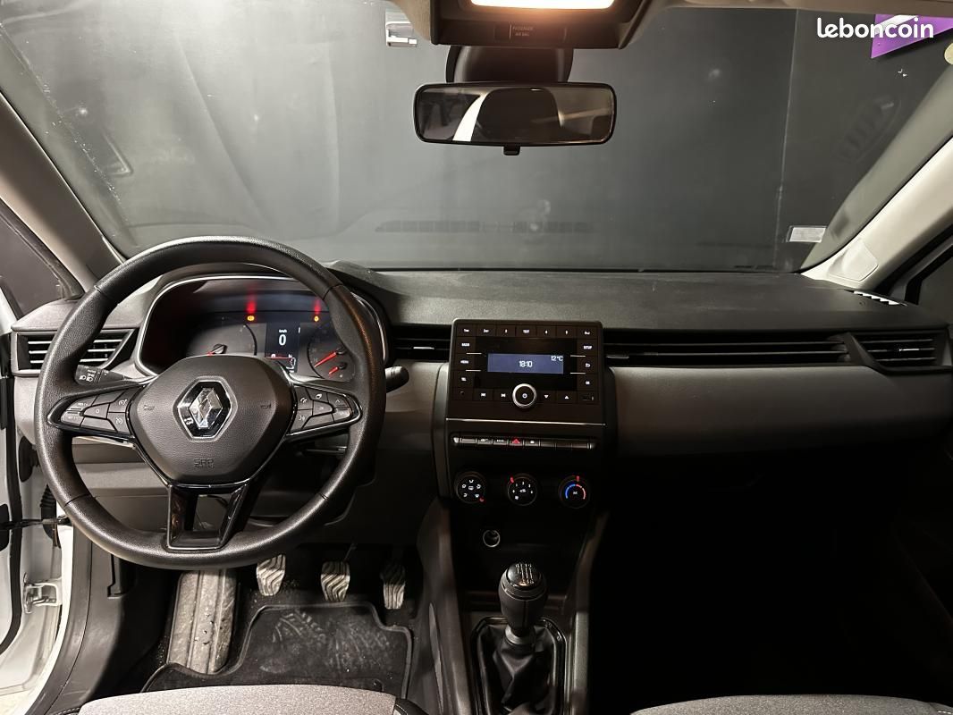 Renault Clio 5 / 1.5 BLUE DCI - 8V TURBO (image 17)