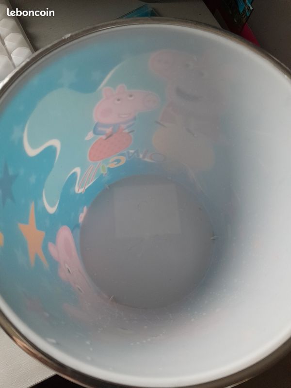 Poubelle pepa pig pour enfant en très bon etat (image 2)