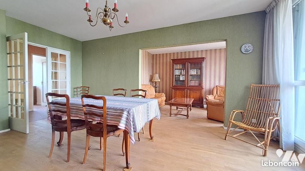 Appartement 5 pièces 91 m² · à Villefranche-sur-Saône · 91 m² · 180 000 €