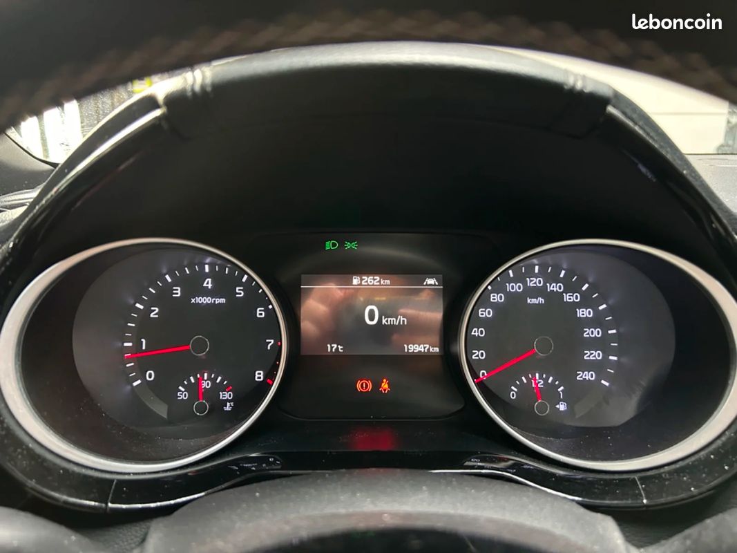 KIA PROCEED 1.4 T-GDI 140 ch ISG BVM6 GT Line Premium (image 9)