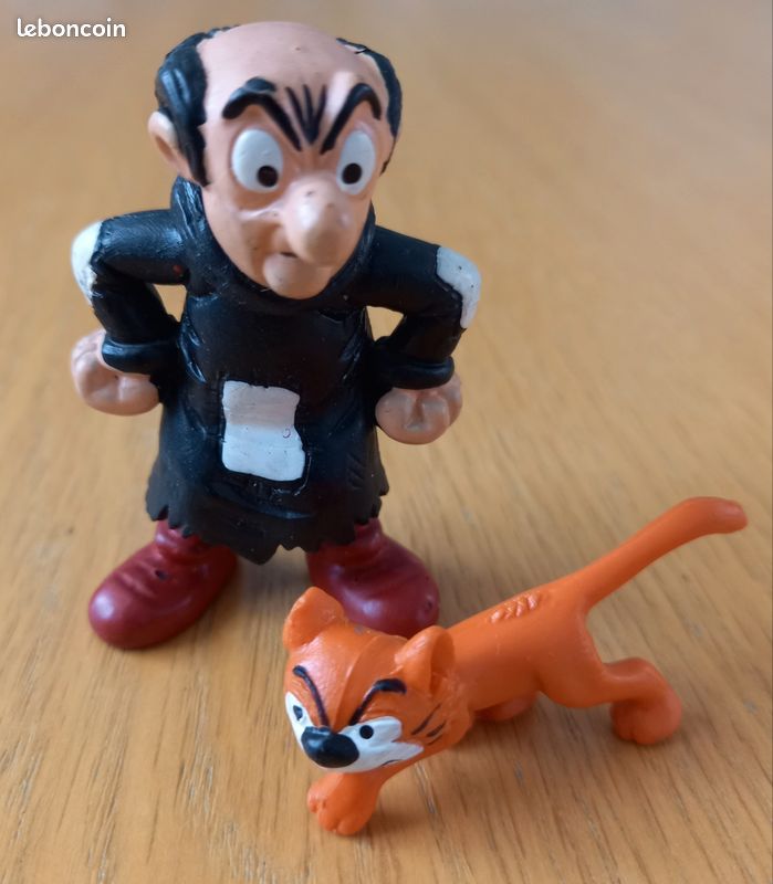 vintage figurine Schleich Smurf Schlumpf Peyo Schtroumpf Cat Chat red
