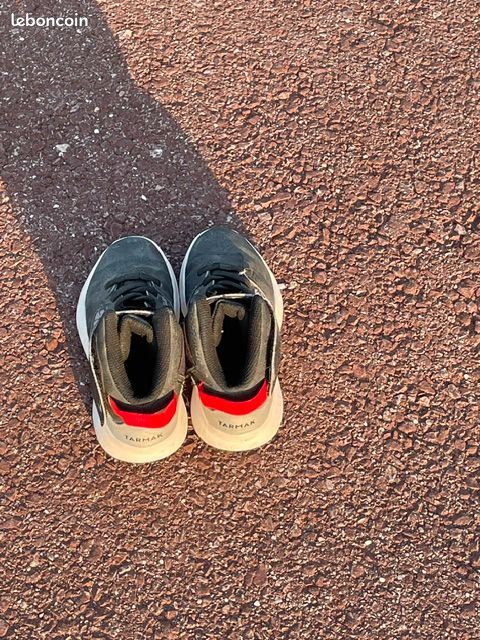 Lot de caussures enfants taille 32 (image 6)