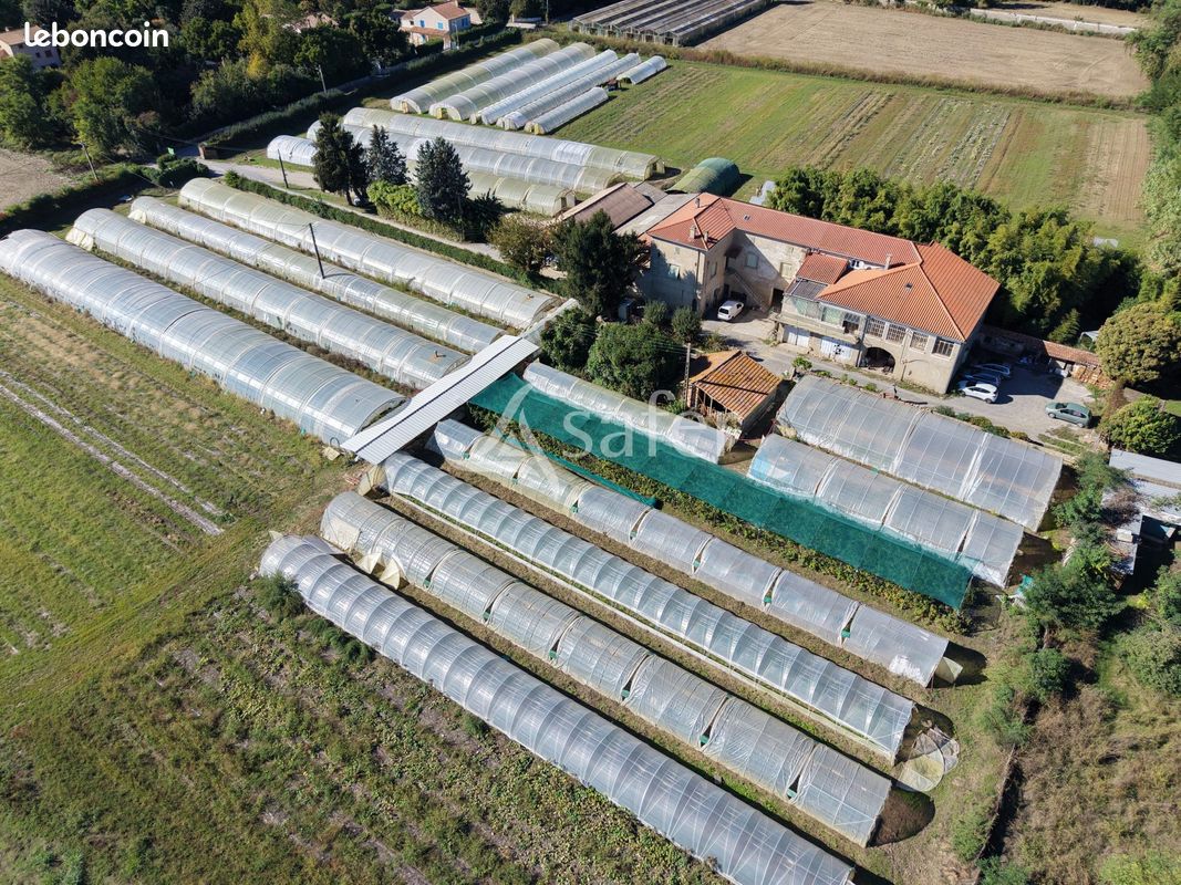 Maison 375 m² · à Alès · 375 m² · 450 000 €