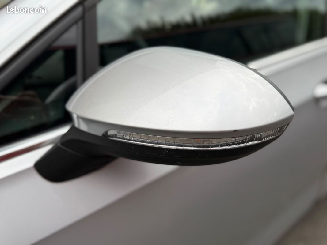 VOLKSWAGEN GOLF 8 1.5 E-TSI 150ch STYLE 1ST BVA APPLE CARPLAY (image 24)
