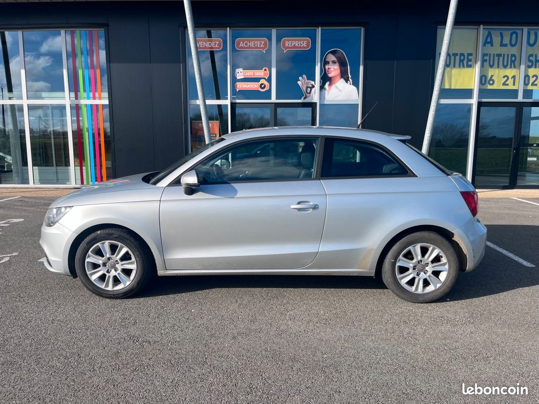 Audi a1 1.6 tdi 90 ch ambiente (image 13)