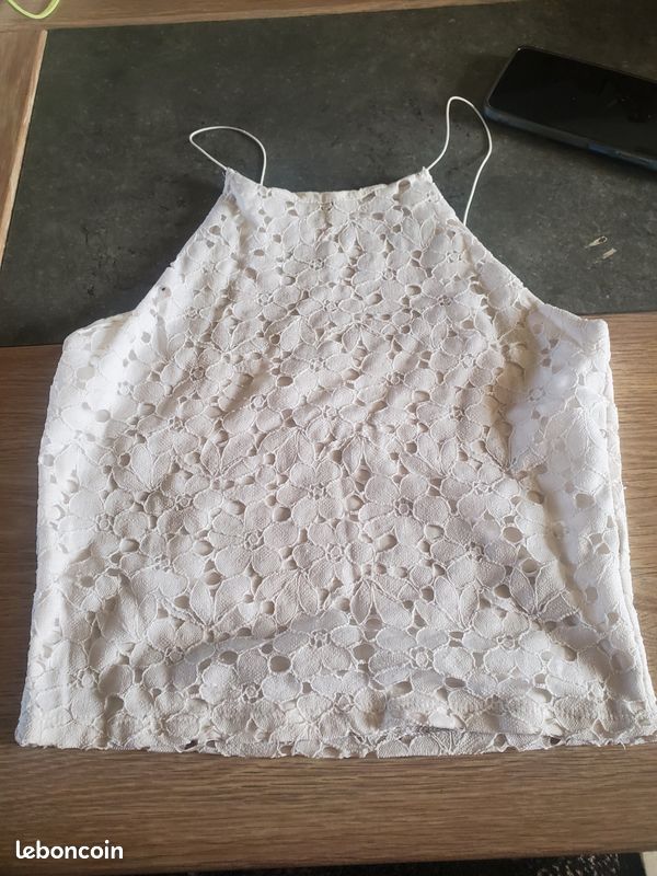 Crop top femme a dentelle (image 1)