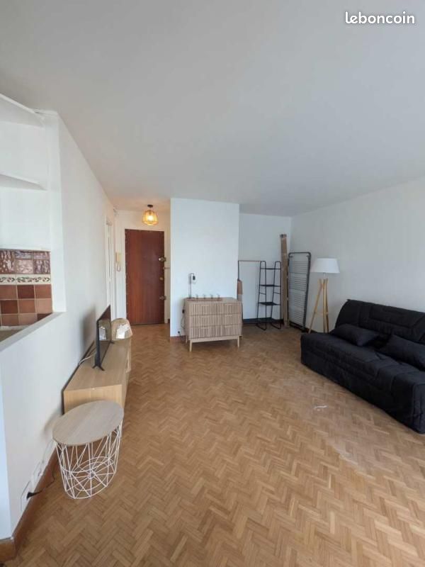 Appartement 1 pièce 30 m² · à Vanves · 30 m² · 1 070 €/mois