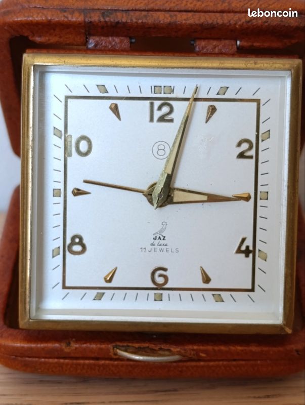 Réveil vintage avec étui en cuir - Radio du milieu du siècle (ne fonctionne pas) - France Réveil vintage avec étui en cuir - Radio du milieu du siècle (ne fonctionne pas) - France