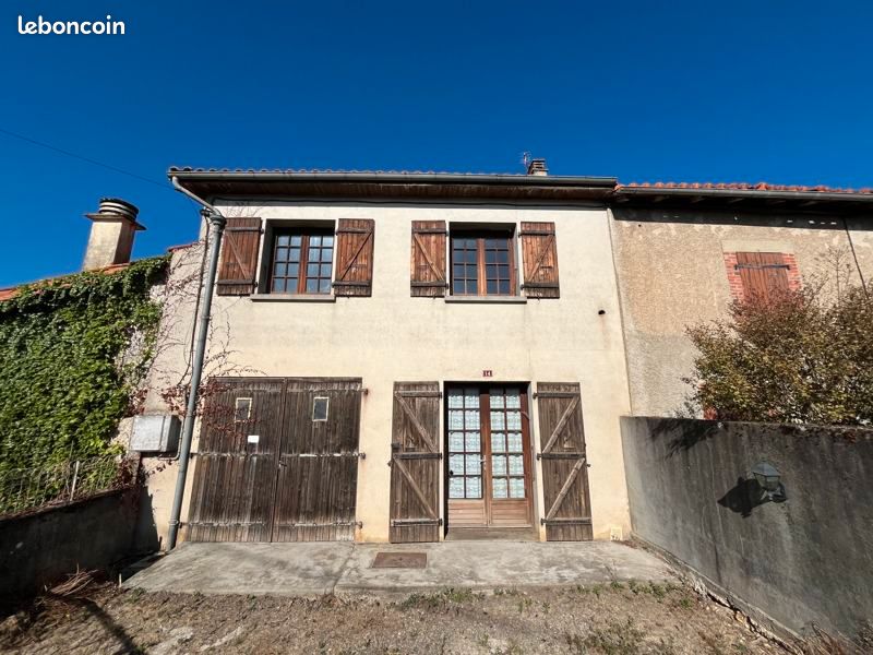 Maison 3 pièces 67 m² · à Terres-de-Haute-Charente · 67 m² · 47 000 €