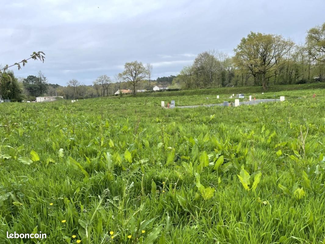 Terrain 506 m² Bourneau · 21 252 €