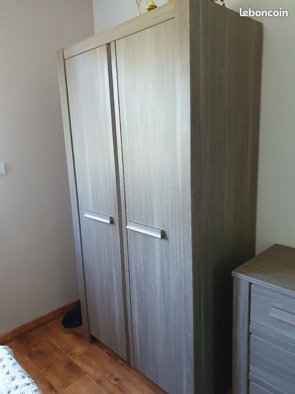 Vends chambre complète (image 1)