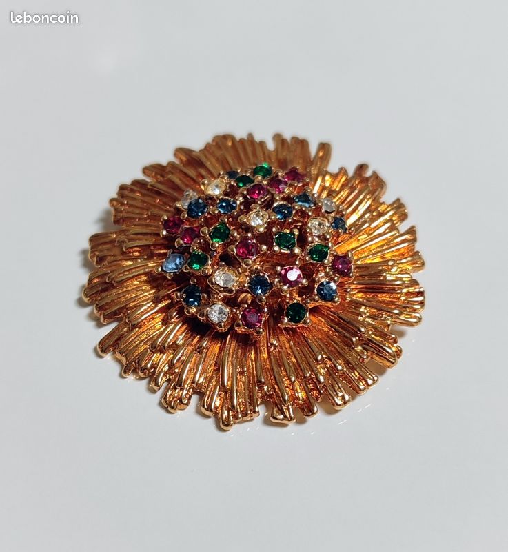 Broche Vintage Carven - Dorée - Occasion