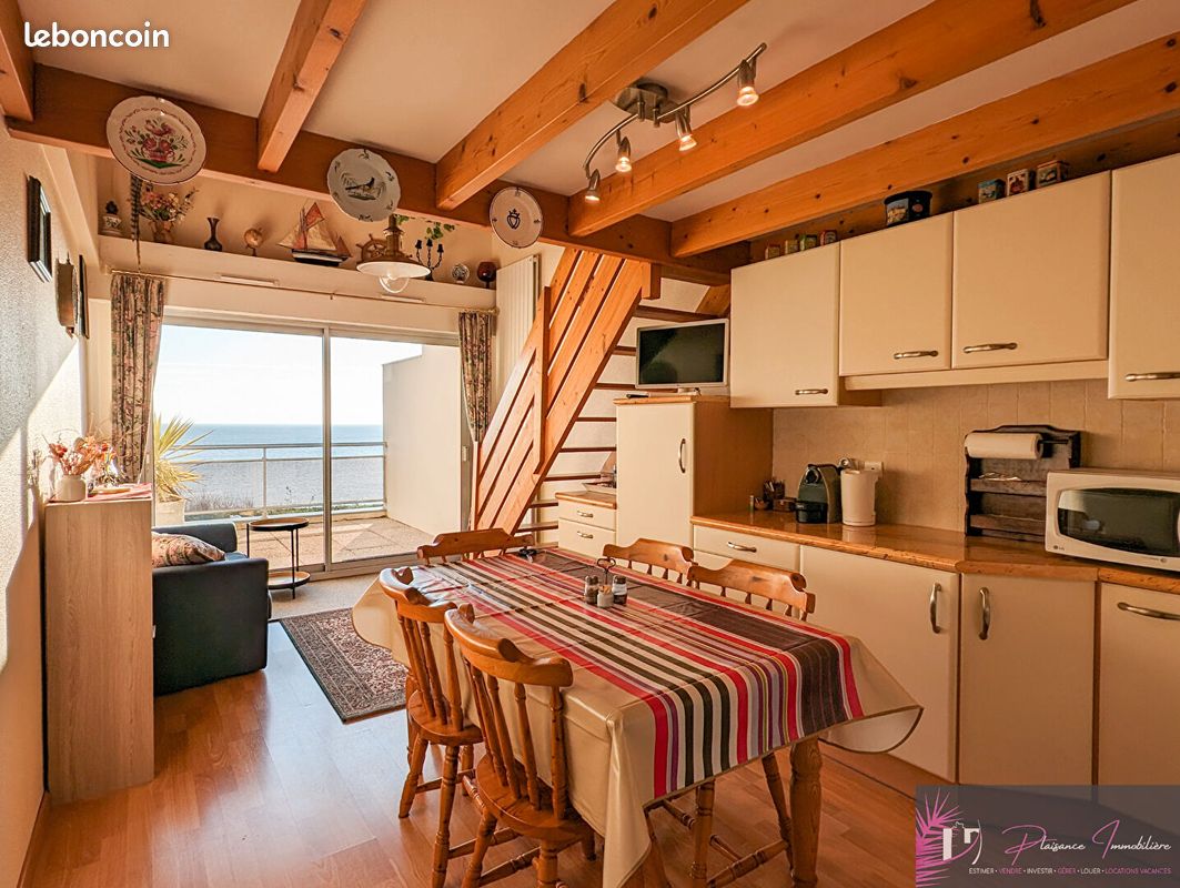 Appartement 3 pièces 55 m² · à La Rochelle · 55 m² · 900 €