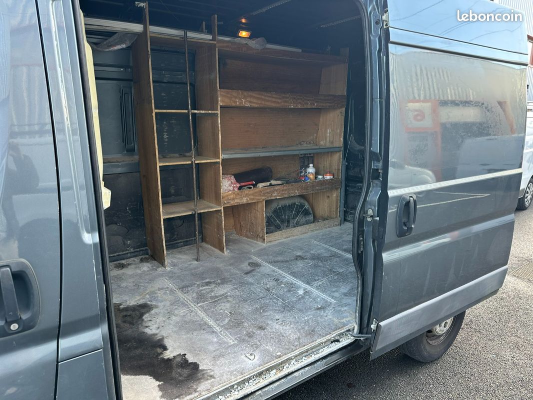 CITROEN JUMPER FOURGON TOLE 35 L2H2 BLUEHDi 160 BVM6 BUSINESS *TVA RECUPERABLE / Distribution Embrayage recent (image 21)