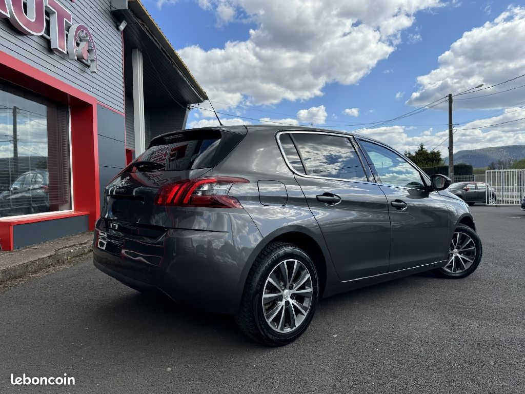 Peugeot 308 BlueHDi 130ch SetS BVM6 Allure (image 3)