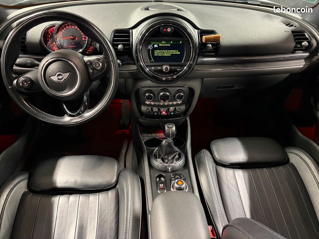 MINI CLUBMAN F54 Cooper SD 190 ch Red Hot Chili | SUIVI COMPLET | TOIT OUVRANT | SIEGES CHAUFFANTS 12580 (image 16)
