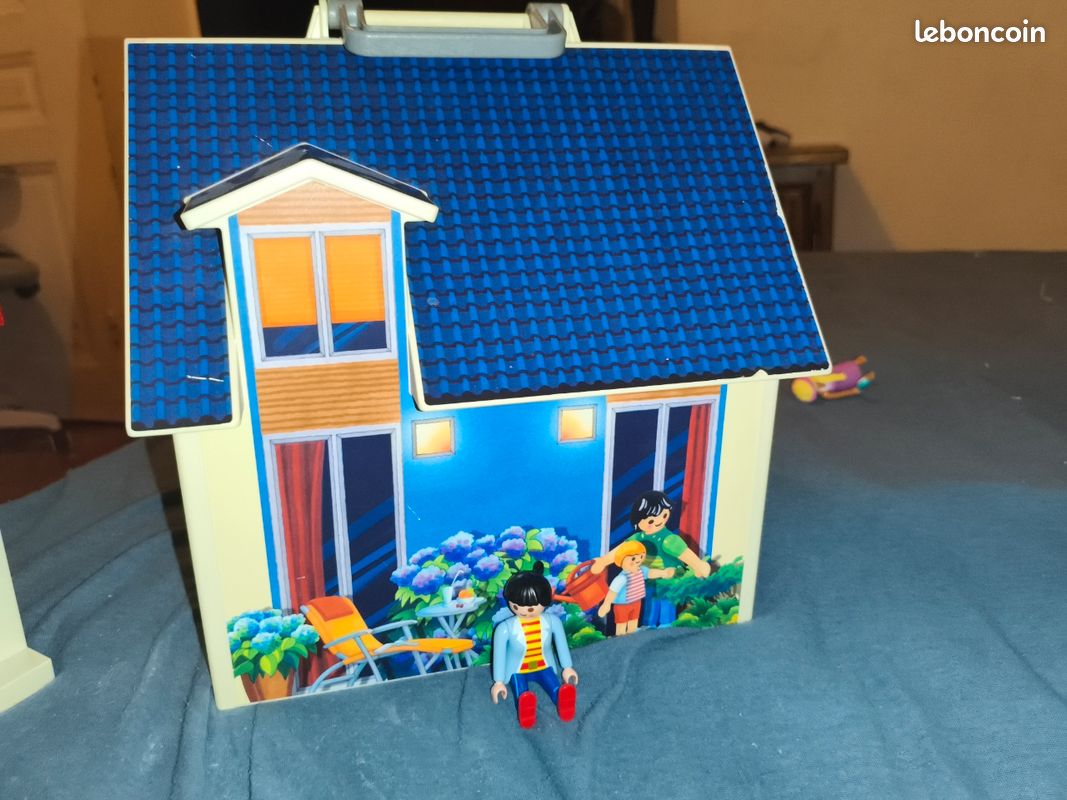 Ferme Playmobil et une maison Playmobil (image 2)