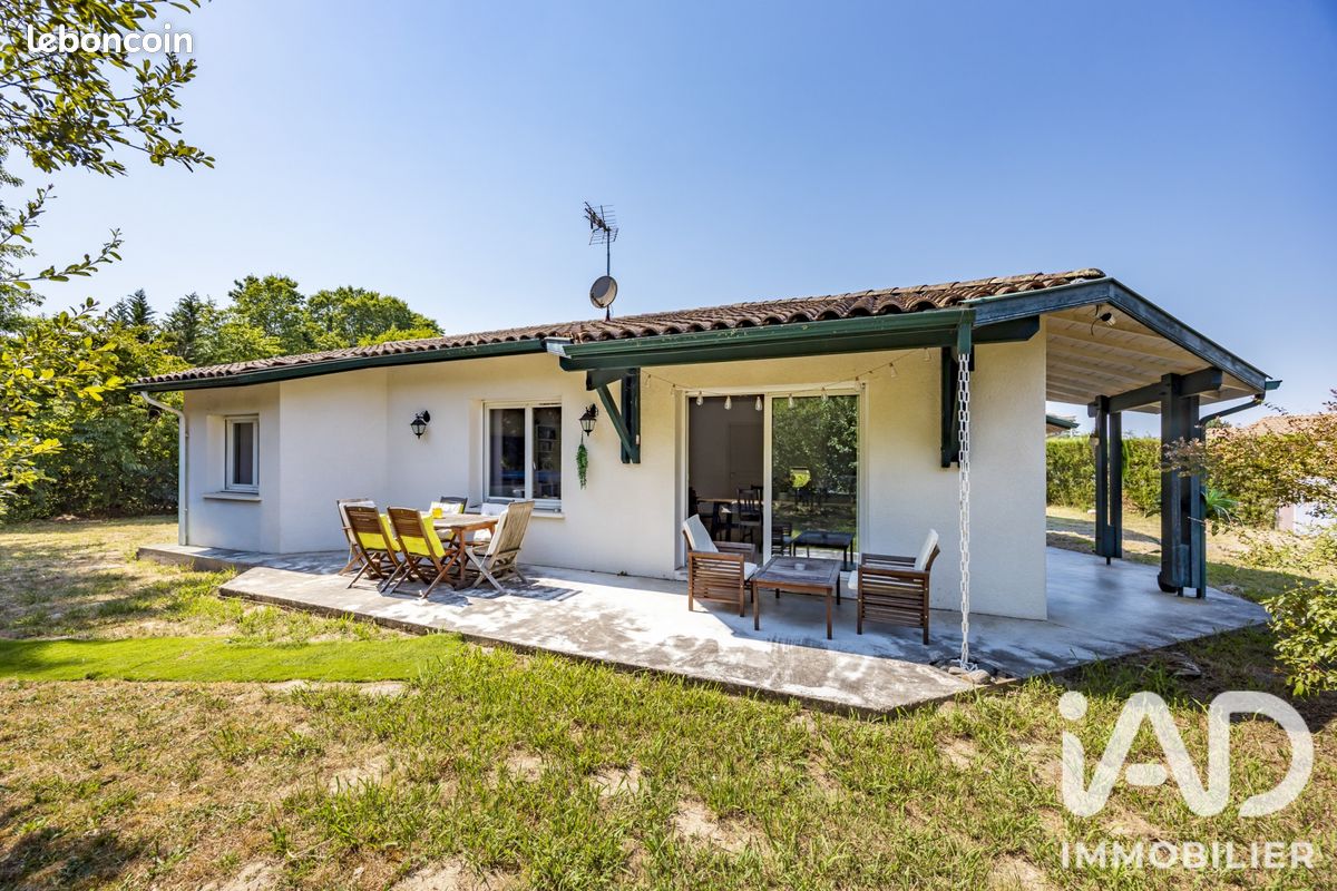 Maison 5 pièces 95 m² · à Saint-Pierre-du-Mont · 95 m² · 236 000 €