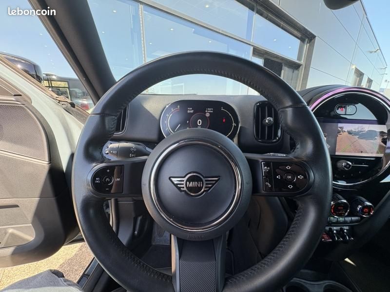 Mini Countryman Cooper D 150ch Highlands BVA8 (image 9)