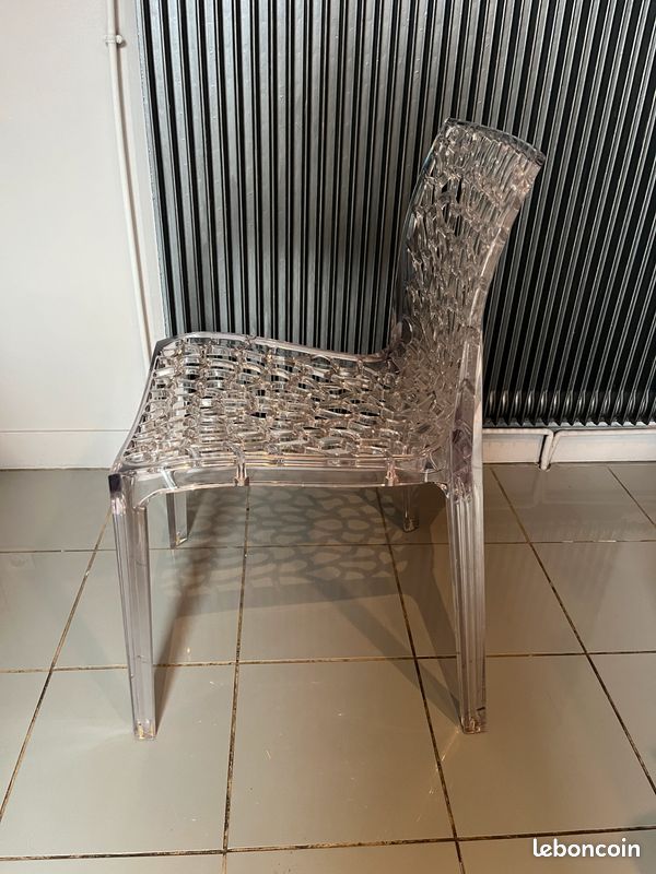 Transparent Polycarbonate Chair Gruvyer Grand Soleil Stackable