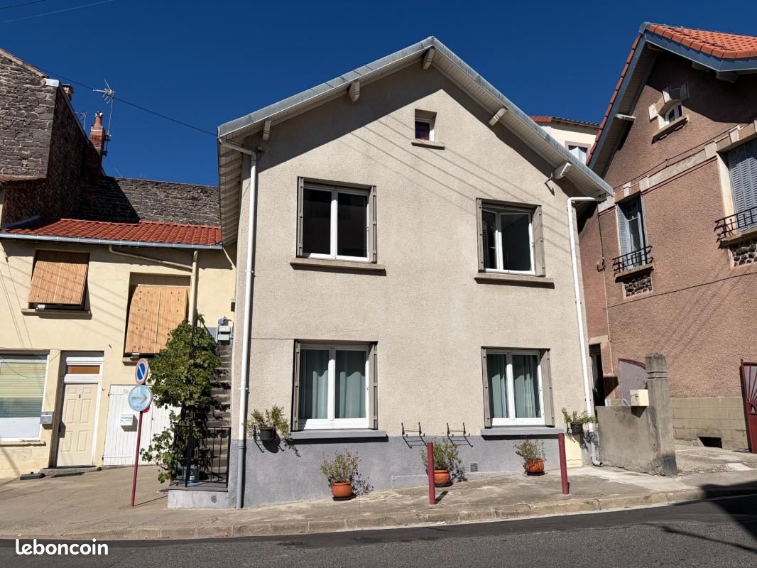 Maison 4 pièces 105 m² · à Châtel-Guyon · 105 m² · 193 000 €