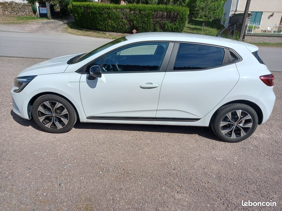 Clio V societe sce 65 evoution gps seulement 40891 kms garantie 12 mois partout en france (image 2)