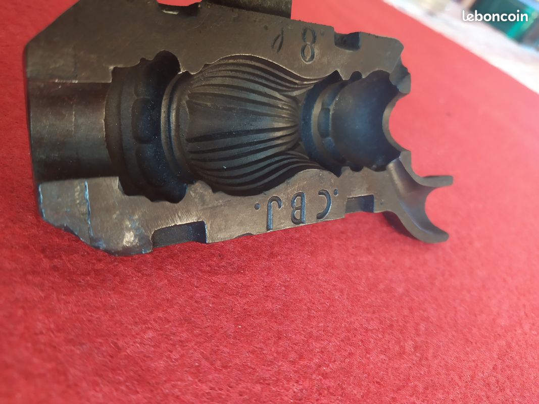 Rare moule à astragale ferronnerie d'art balustre XIX ème (image 5)